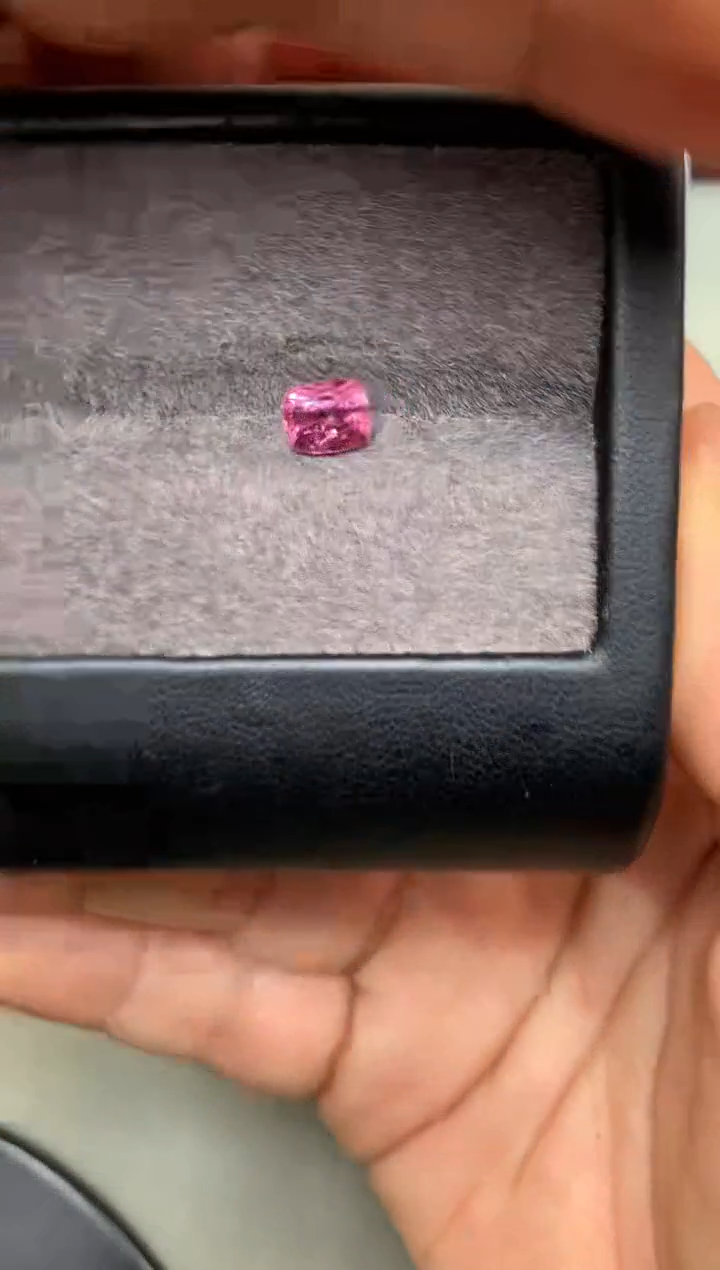 【闪购商品】定制尖晶石裸石未镶嵌枕型 紫丁香色调尖晶石 1.18ct