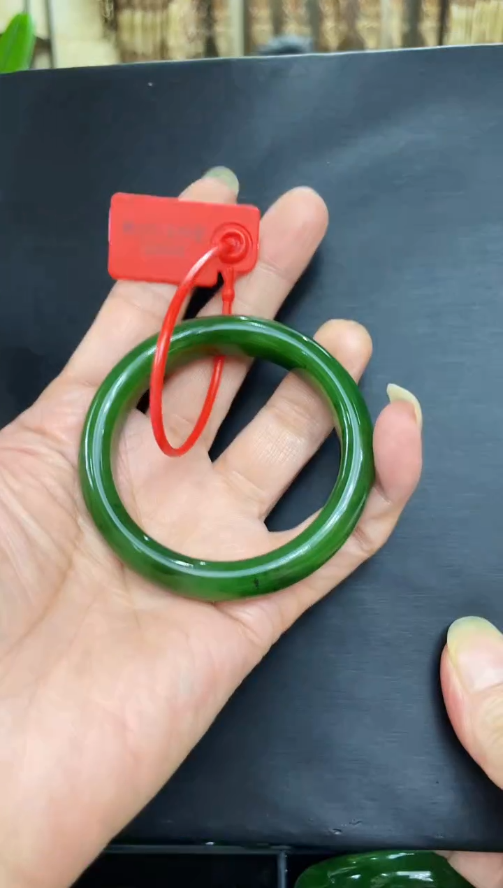 未镶嵌手镯和田玉（碧玉）F****学008