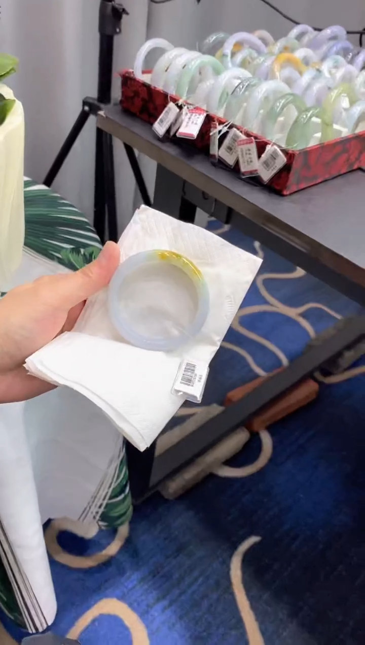 未镶嵌手镯翡翠4535******