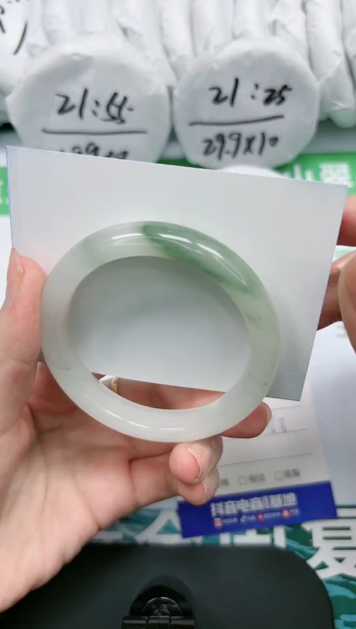 【闪购商品】石英质玉手镯未镶嵌K78-56