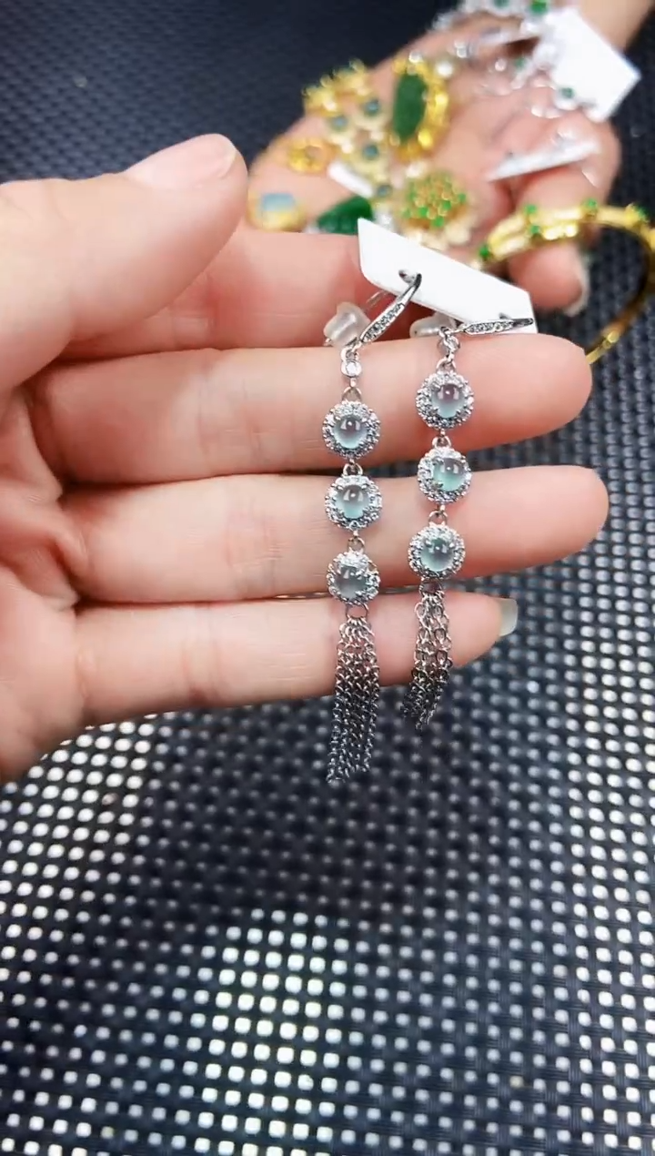 【闪购商品】翡翠耳饰未镶嵌11111111