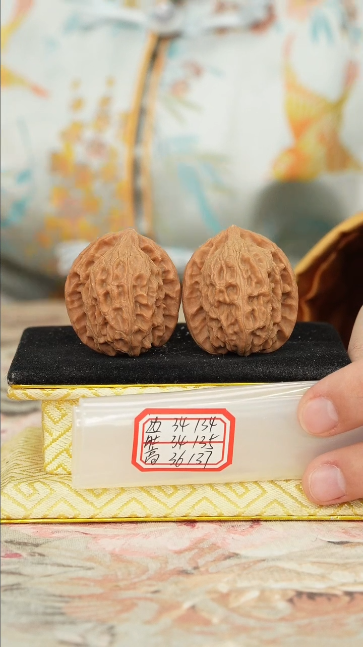 【闪购商品】文玩核桃把件非嫁接北京