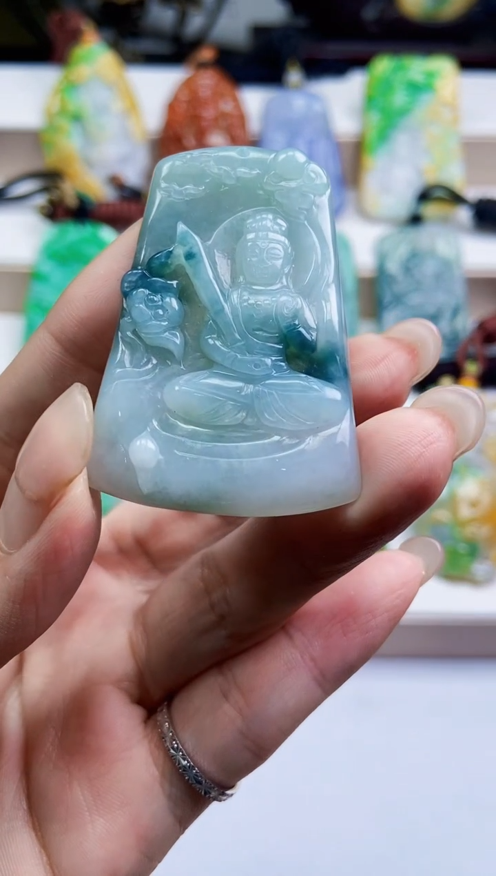 颈饰未镶嵌翡翠翡翠A货