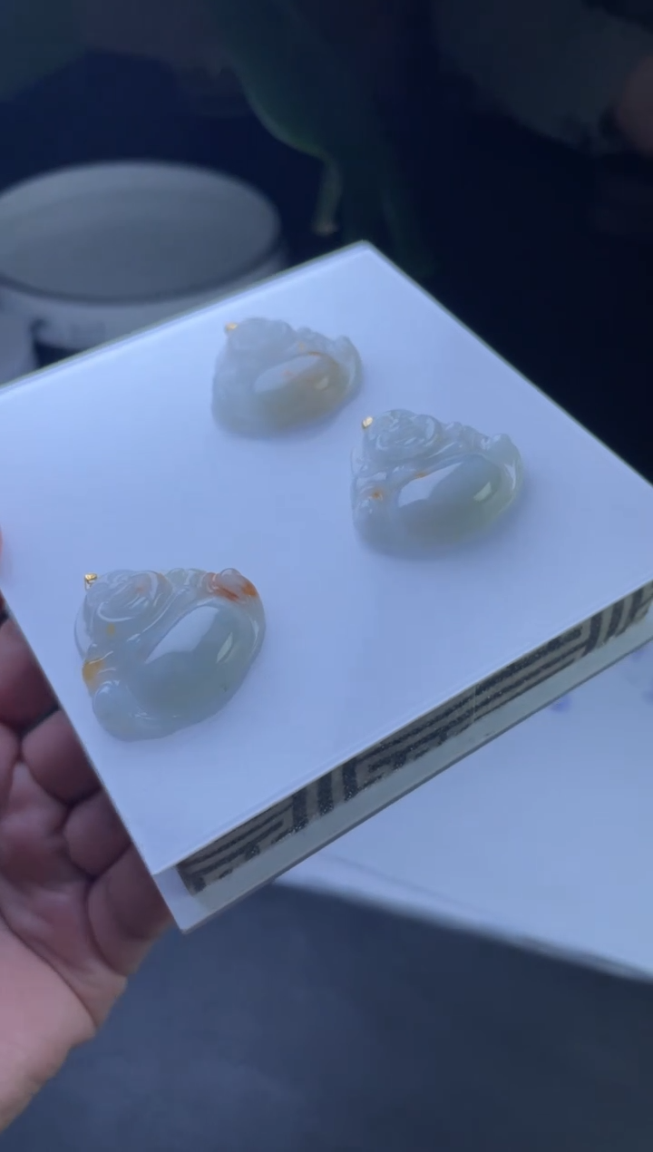 【闪购商品】翡翠吊坠(不含链)18K金镶嵌多样性发一件 A3