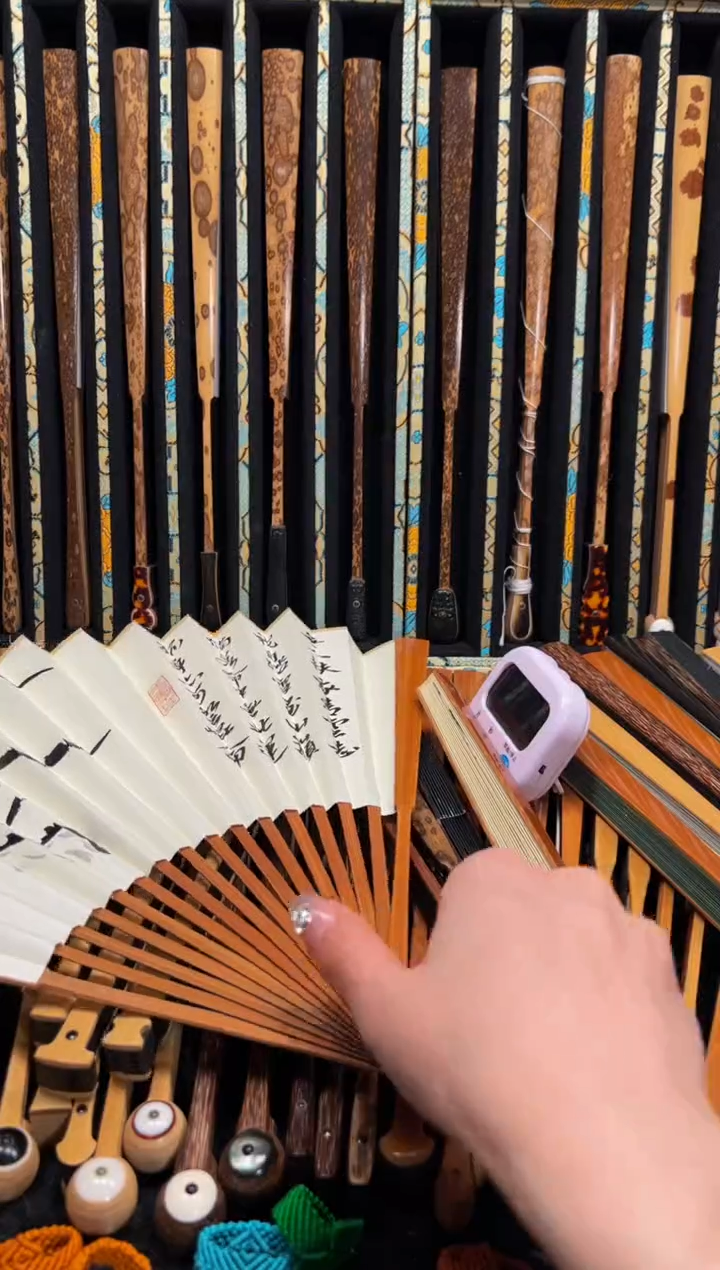 【闪购商品】扇子扇子老玉三合青