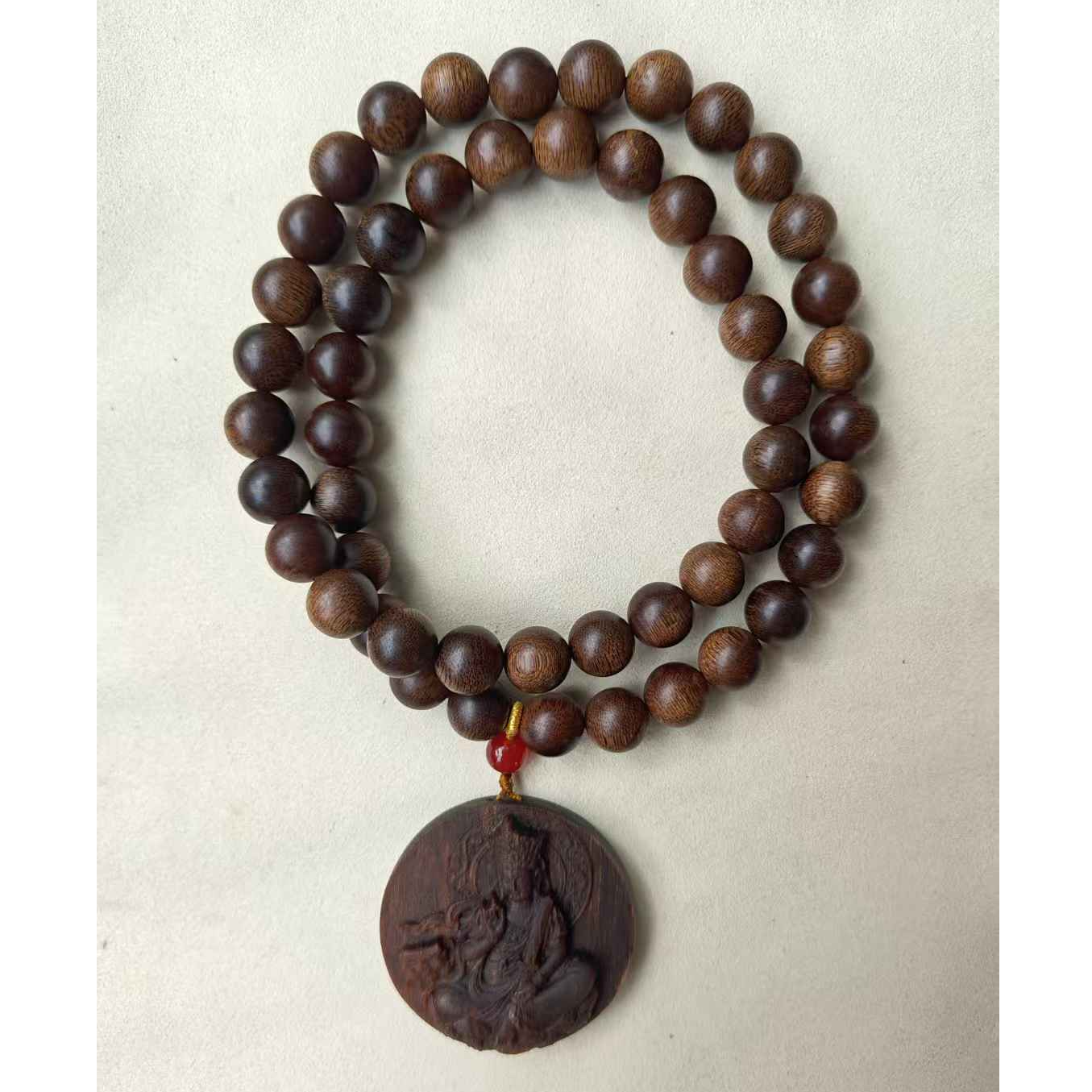 ZWD7G沉香珠串1.2*51颗+圆牌观音吊坠（多样性发货）