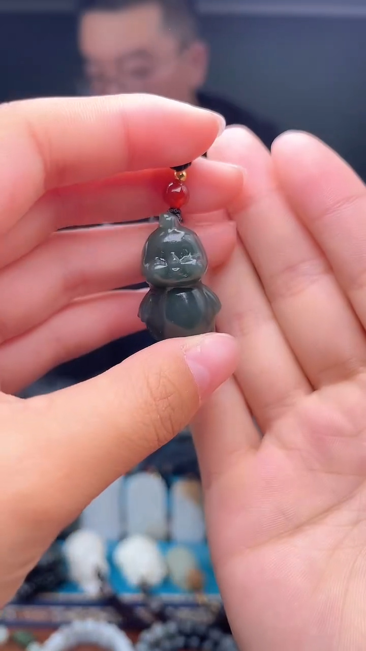 未镶嵌和田玉挂件1