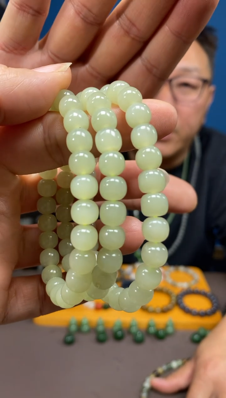 未镶嵌手链和田玉颜色多样性发货拍一发一