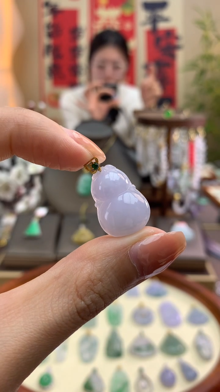 【闪购商品】翡翠颈饰18K金镶嵌葫芦