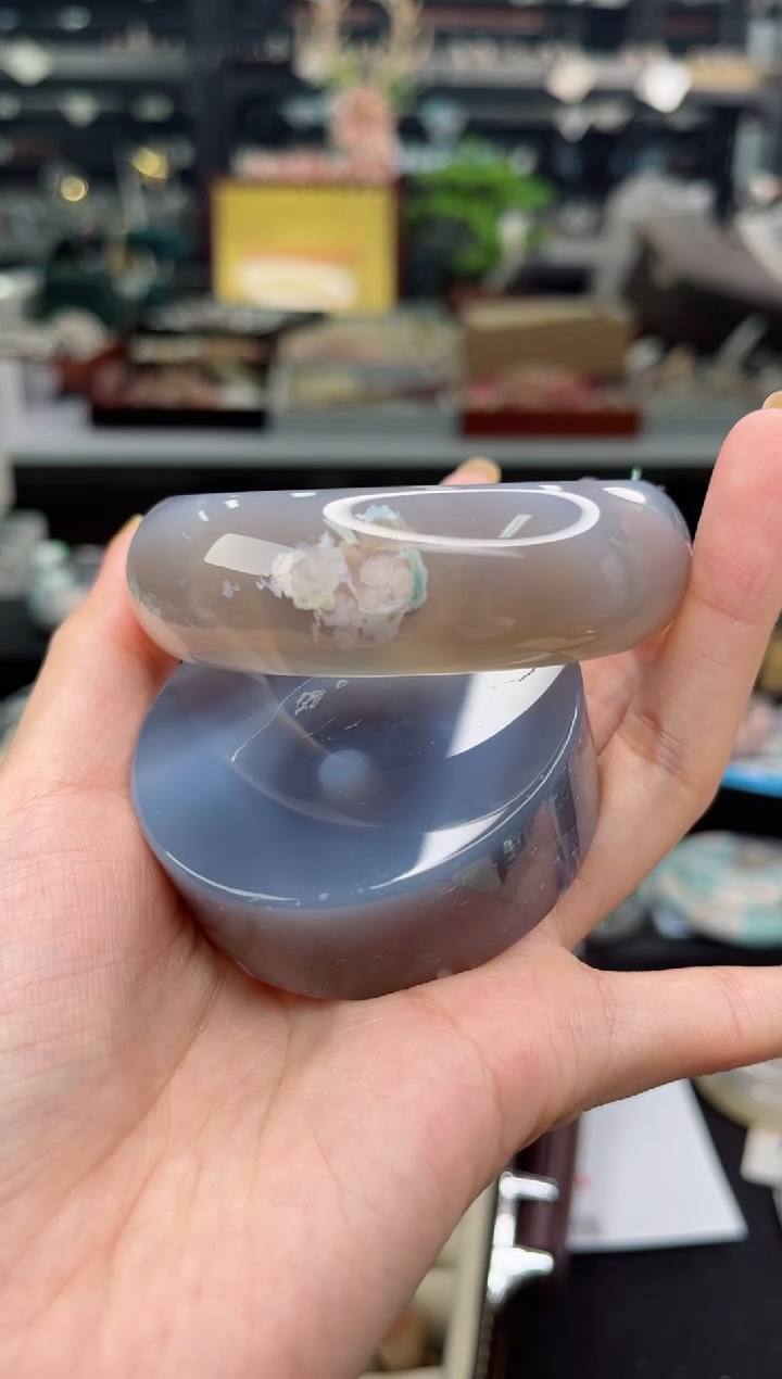 【闪购商品】石英质玉手镯未镶嵌圈口（赠品镯心）