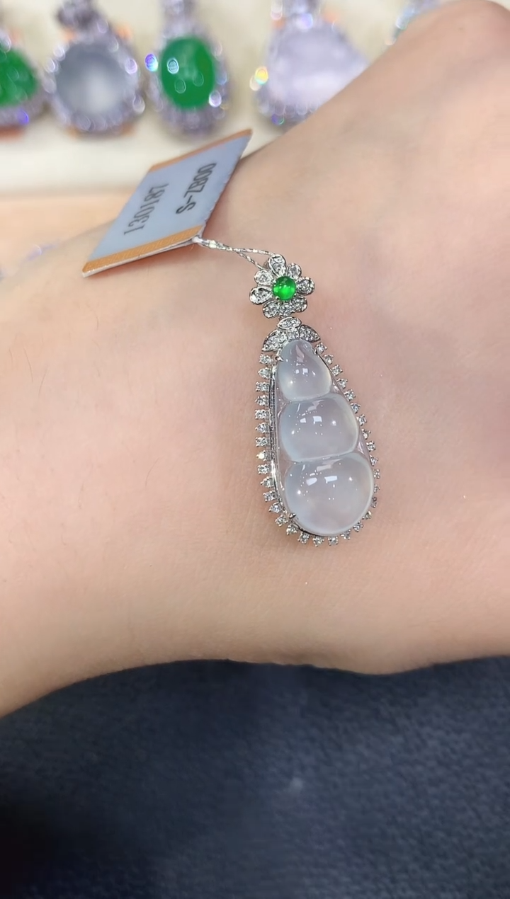 翡翠18K金镶嵌吊坠(不含链)夏日珠宝B21