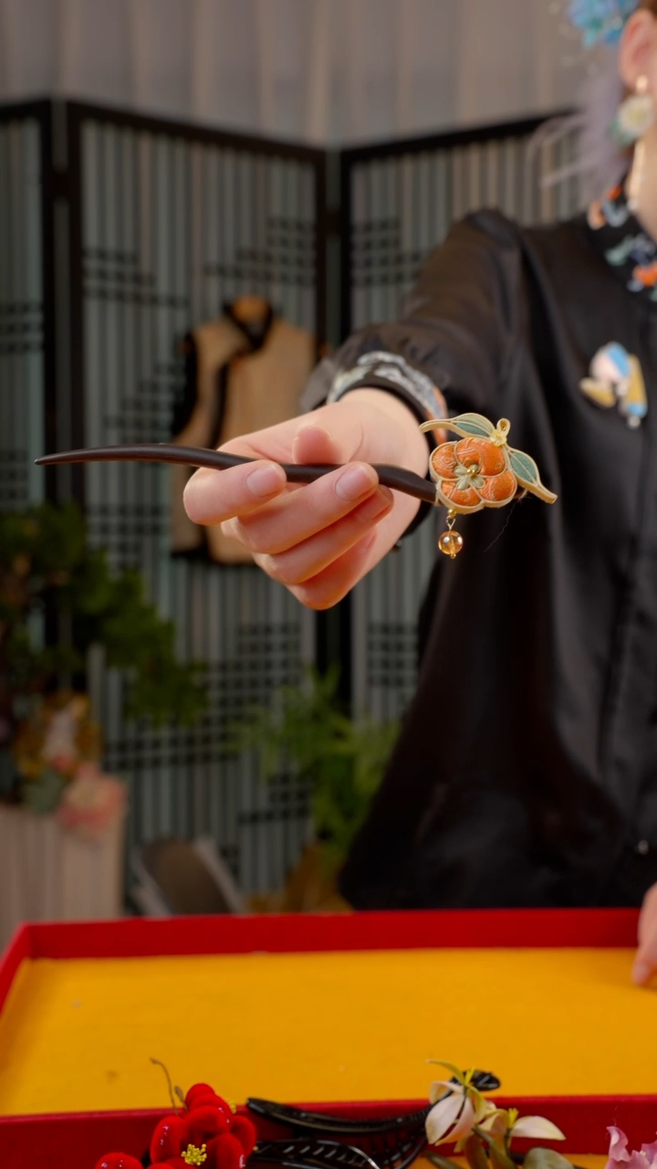 刺绣?***?非遗苏绣绒花
