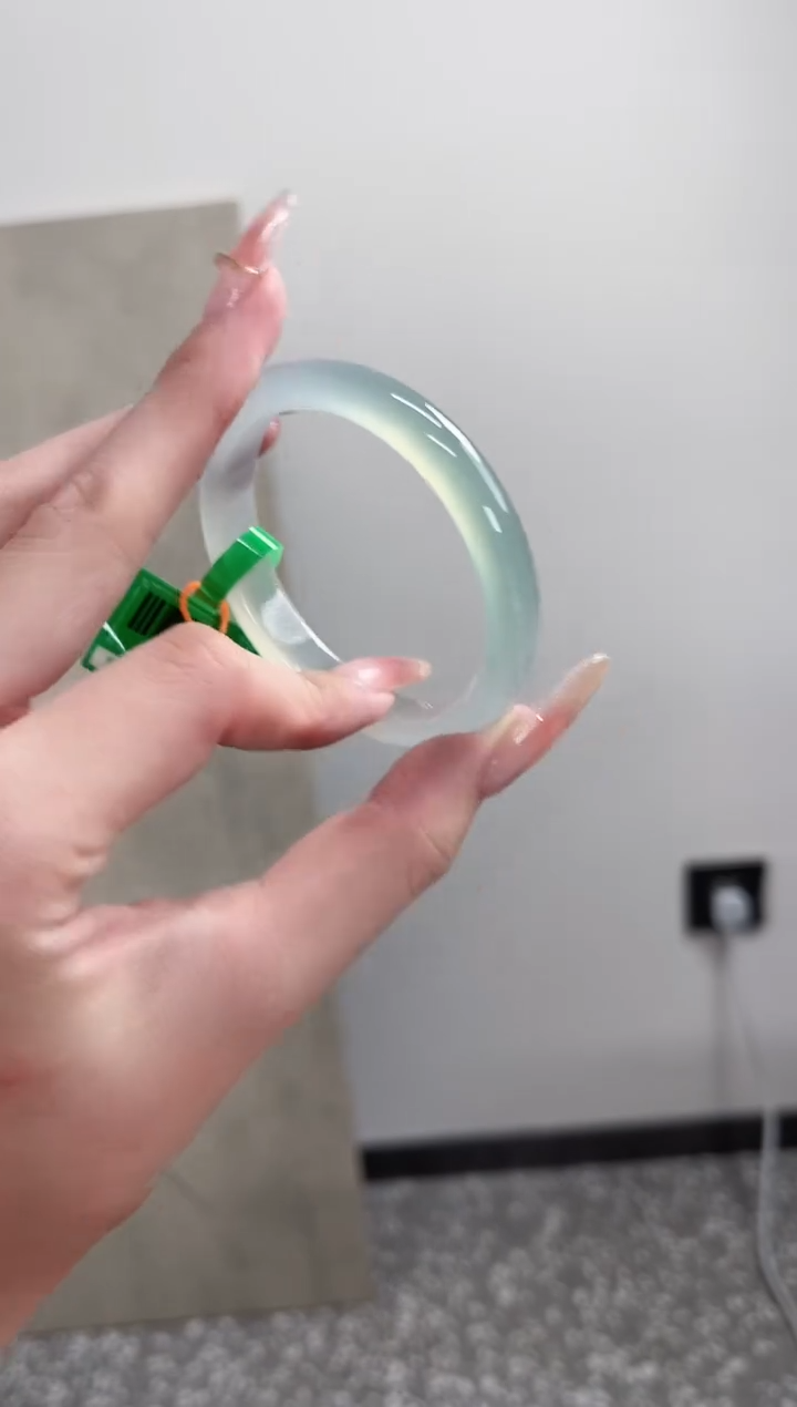 【闪购商品】玛瑙/玉髓手镯未镶嵌50-51圈