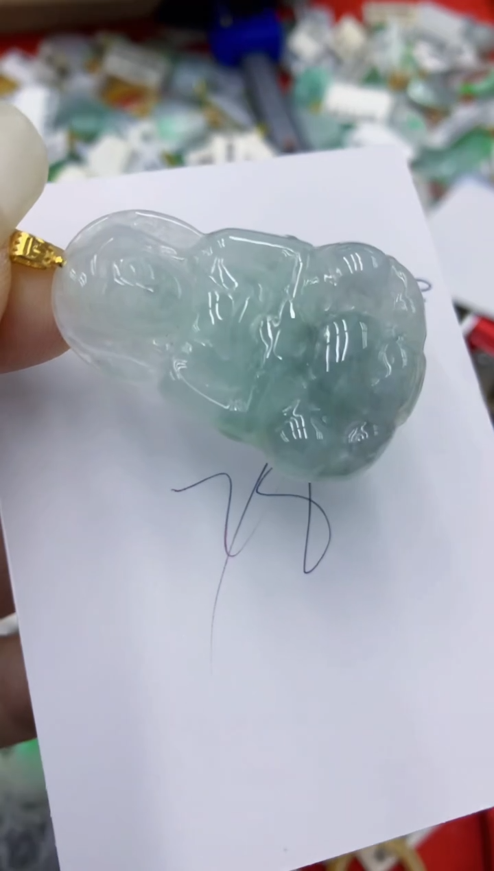 翡翠未镶嵌颈饰111111111111