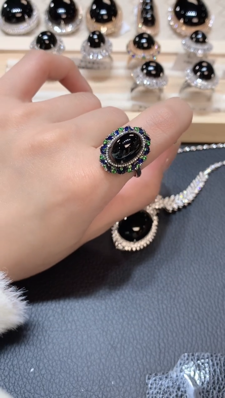 【闪购商品】翡翠戒指18K金镶嵌A43翡翠