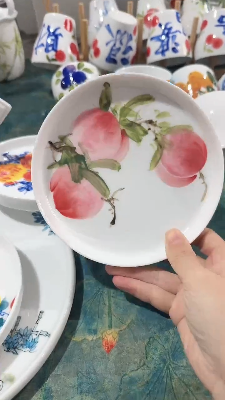 盘景德镇高温瓷（玉泥壶呈）