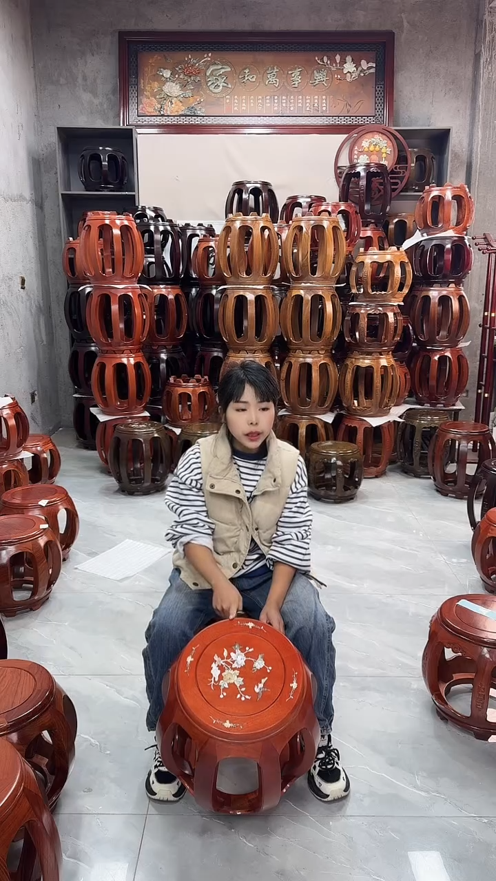 【闪购商品】花梨木类家具花梨色大号印花鼓凳一对