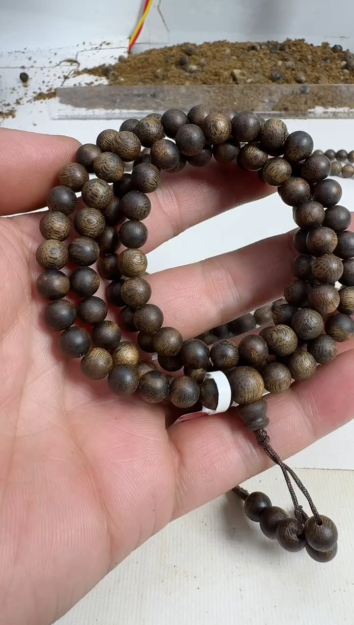【闪购商品】沉香手串乌身0.7规格多圈20克