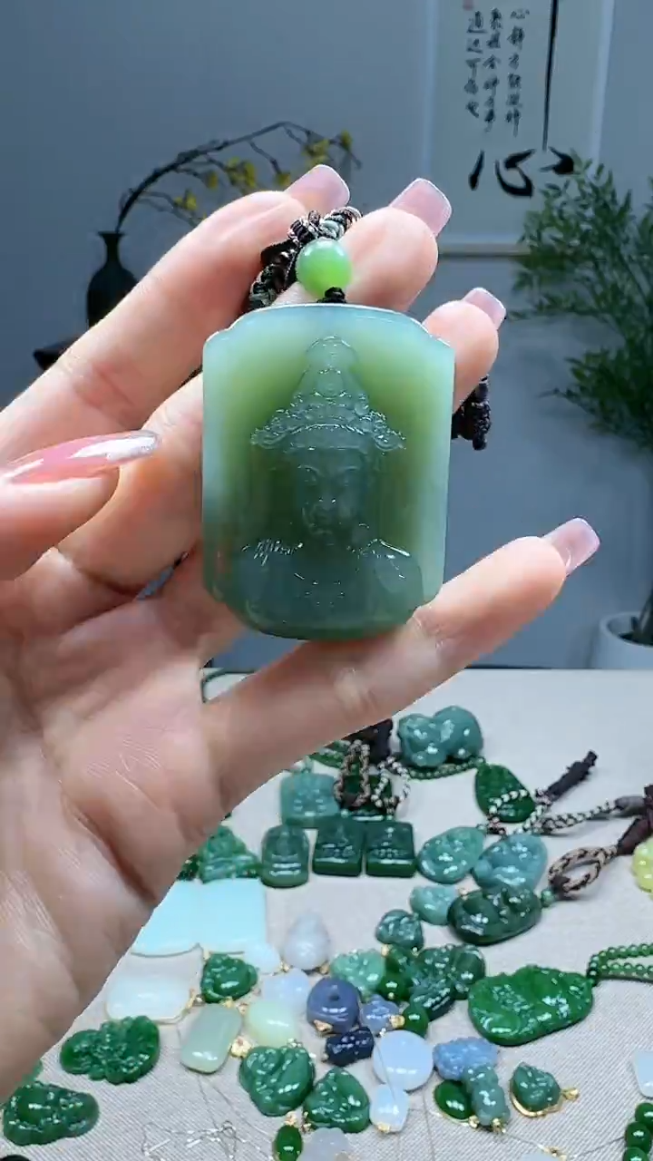 未镶嵌和田玉挂件1