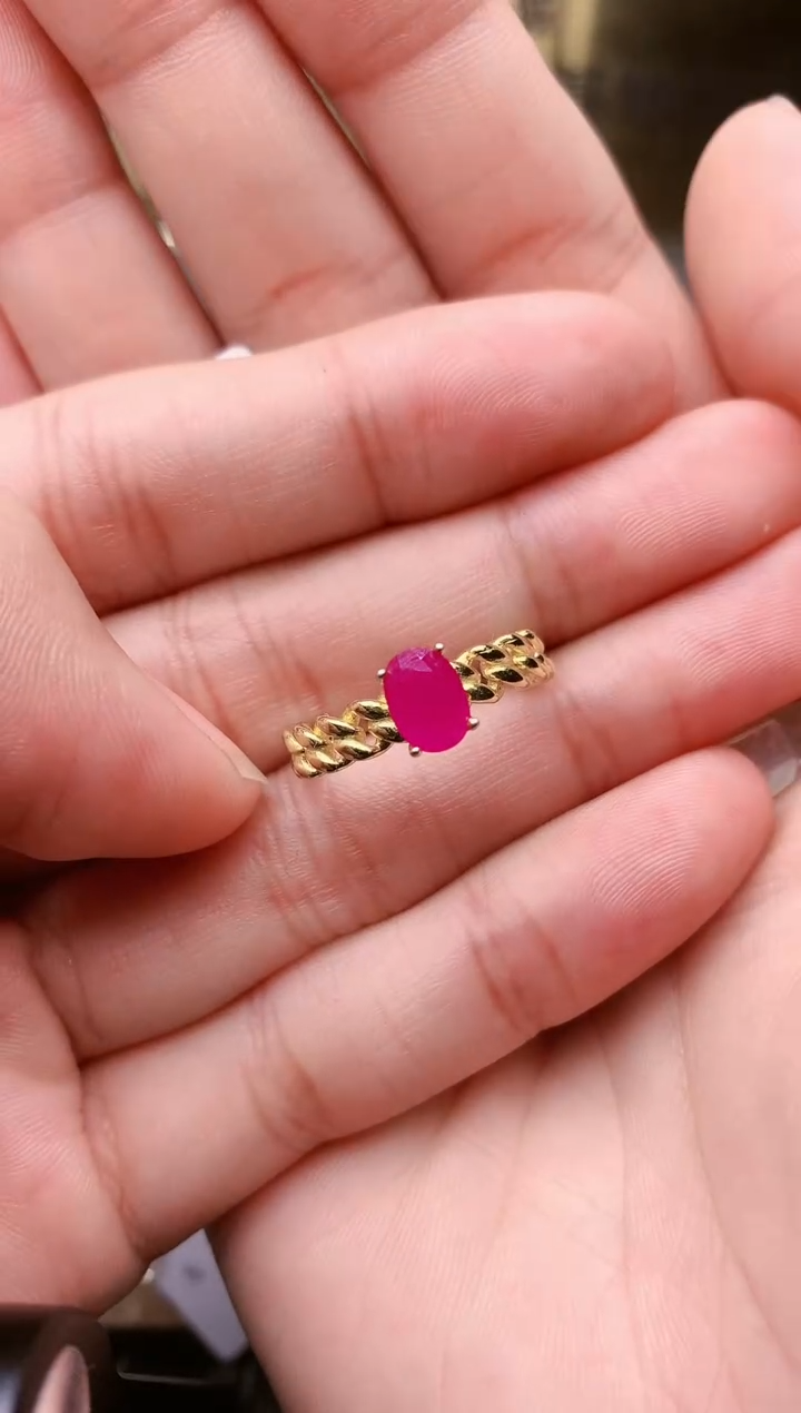 【闪购商品】红宝石戒指银S925镶嵌........