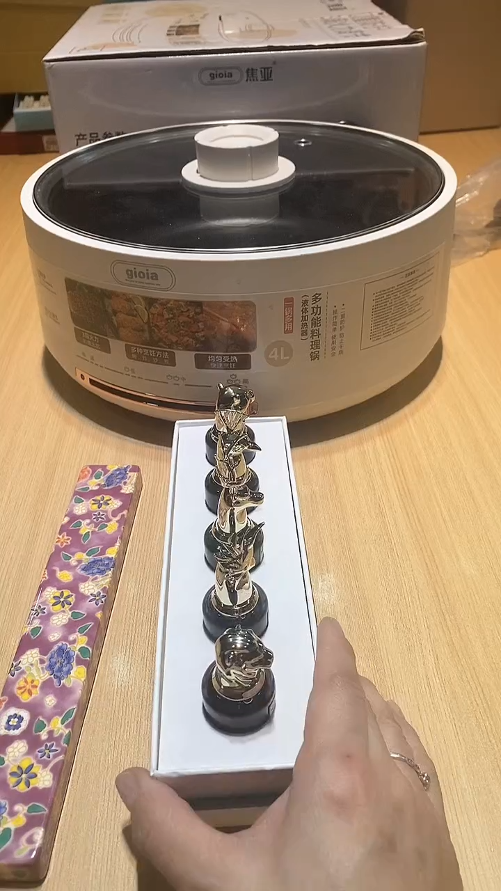 【闪购商品】瓷片锅碗瓢盆一件不剩