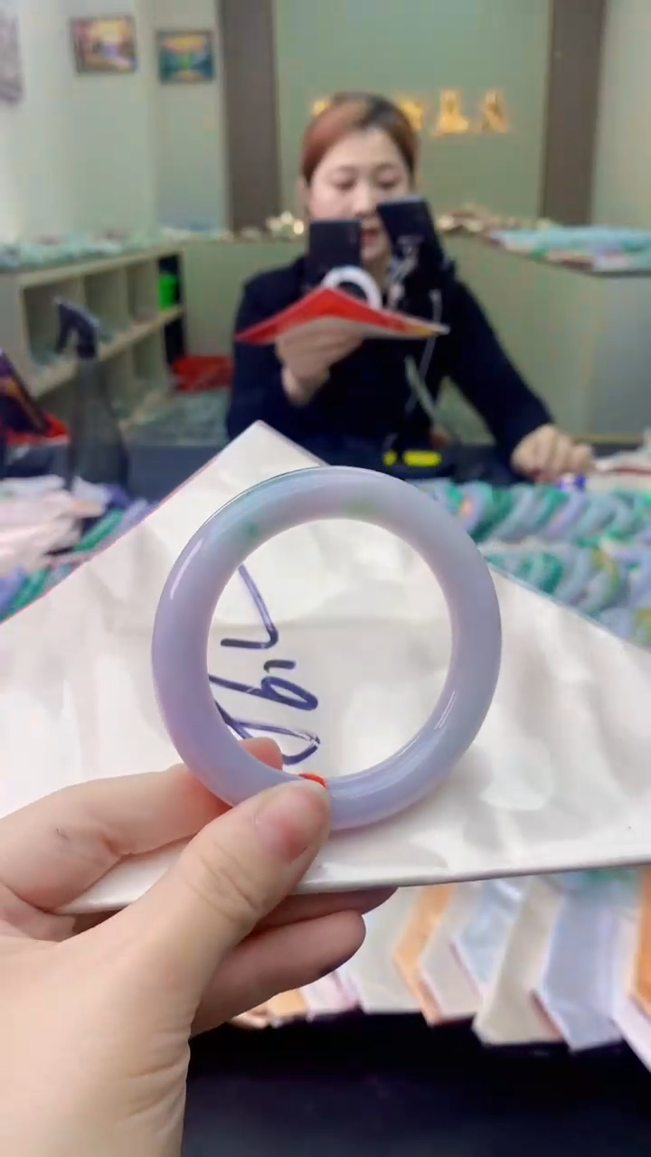 【闪购商品】翡翠手镯未镶嵌1052250852