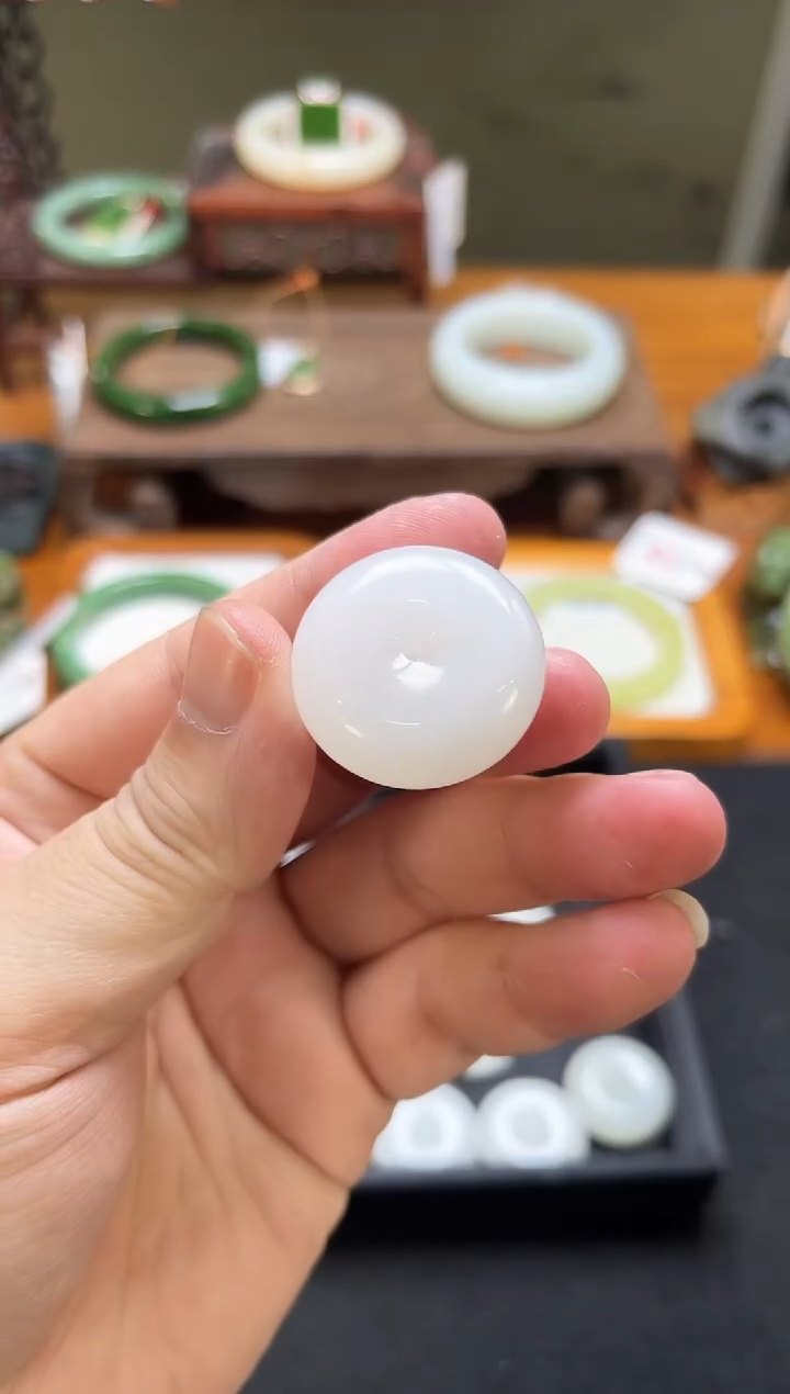 吊坠(不含链)未镶嵌和田玉青海野牛沟白玉 平安扣 多样性发一