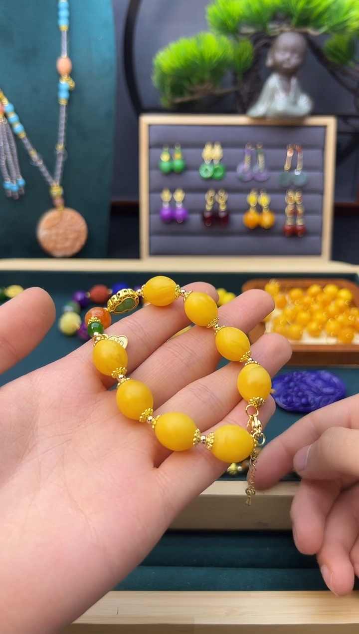 【闪购商品】蜜蜡手链14K金镶嵌S143         