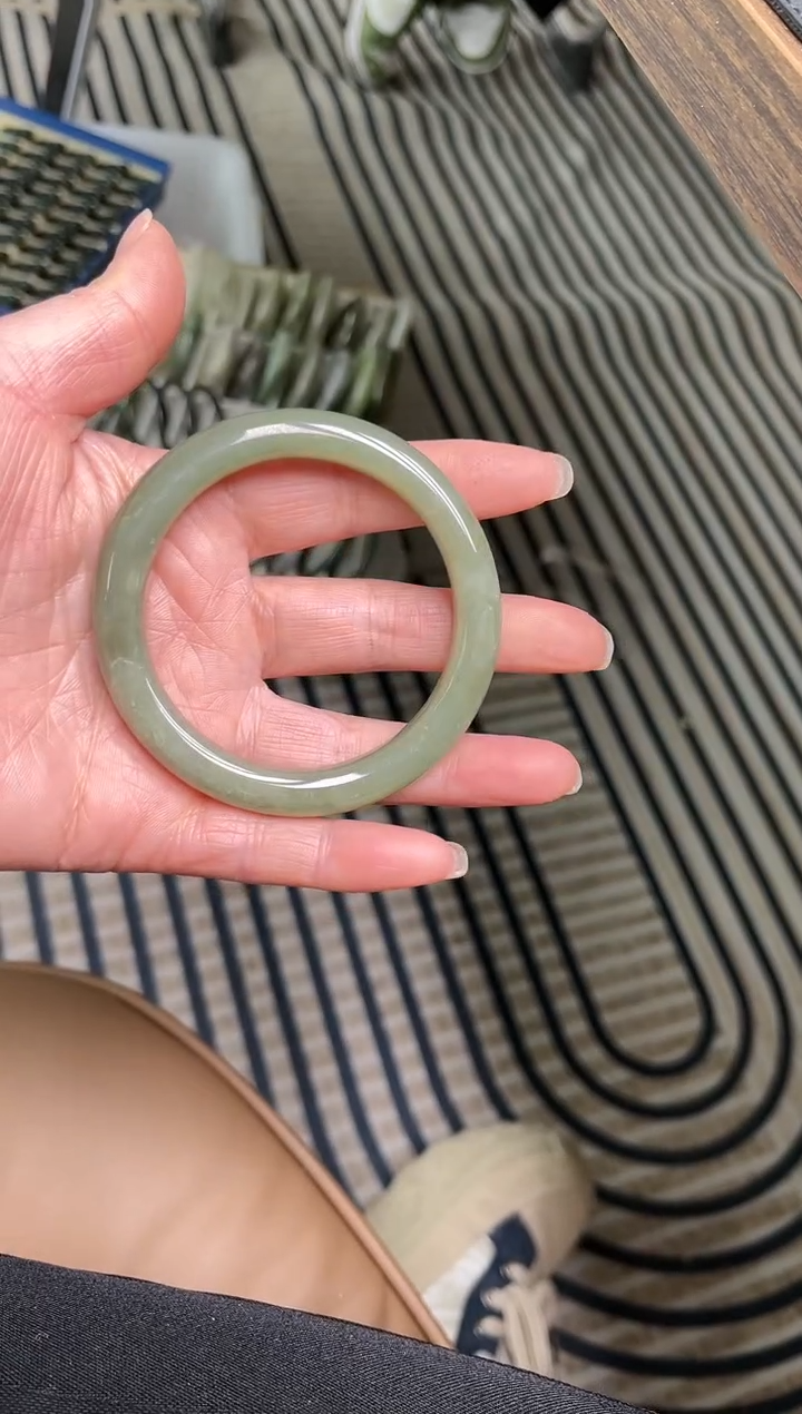 【闪购商品】和田玉手镯未镶嵌圈口59  B-25