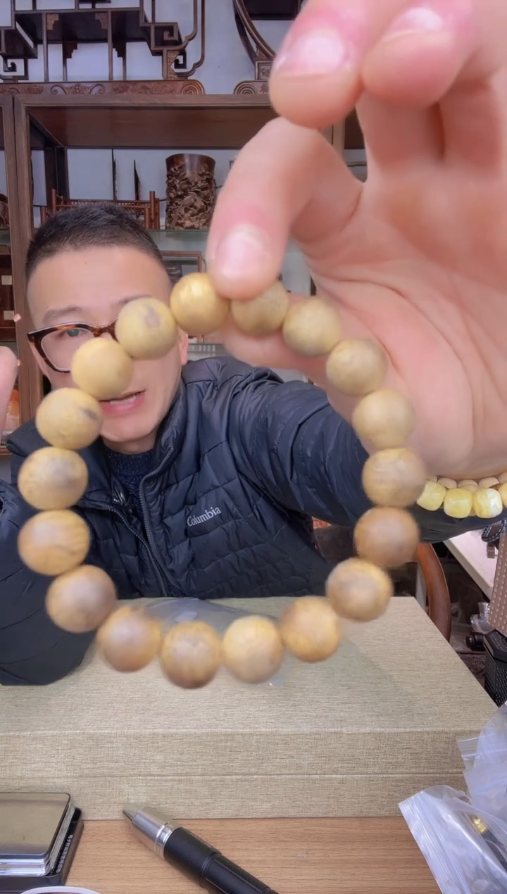 【闪购商品】乌木类书架551白棋1.2圆珠单圈手串11克