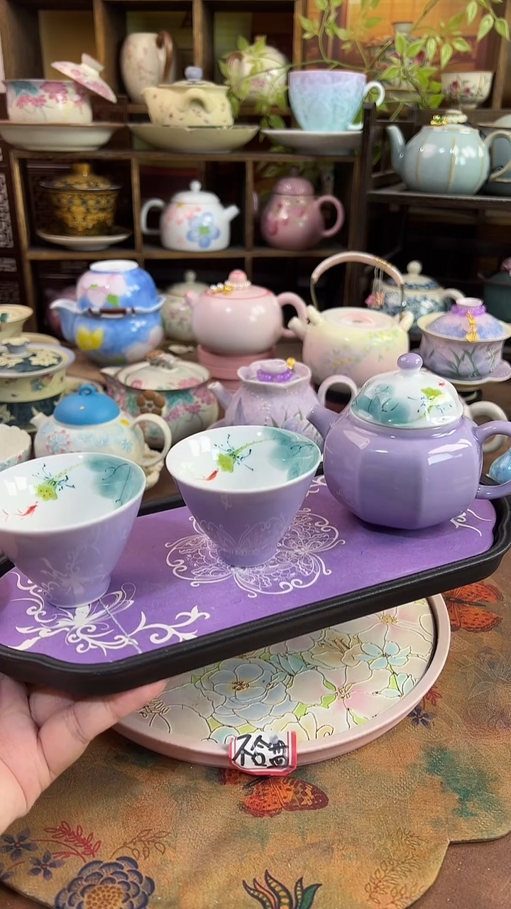 手绘  1壶2杯1个茶盘