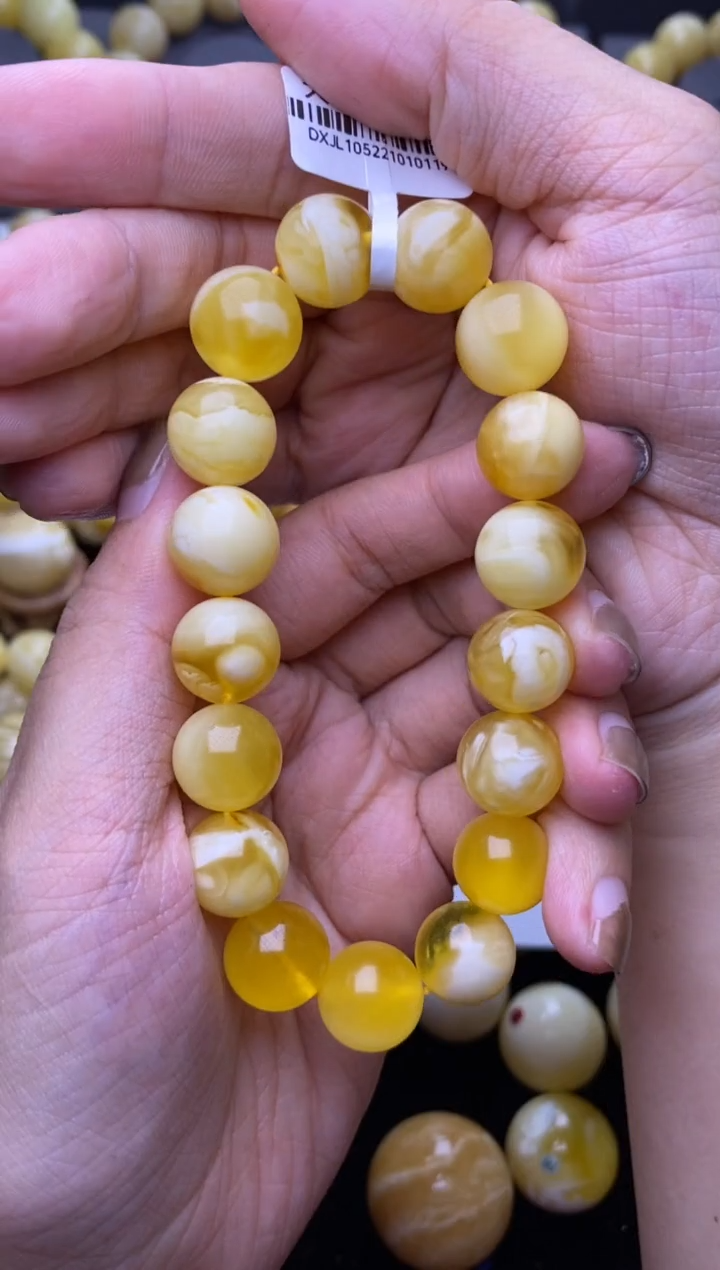 裸石琥珀未镶嵌大小姐珠宝146