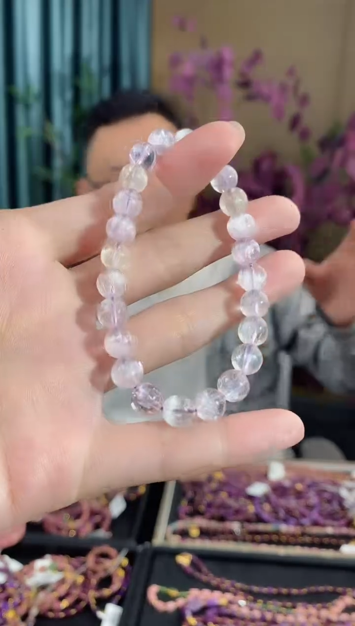 【闪购商品】锂辉石手串未镶嵌126