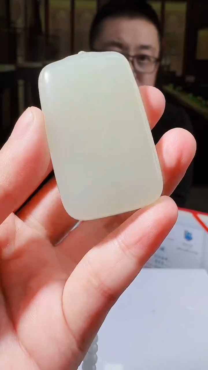 定制和田玉玉润名家天然和田玉（拍一发一）