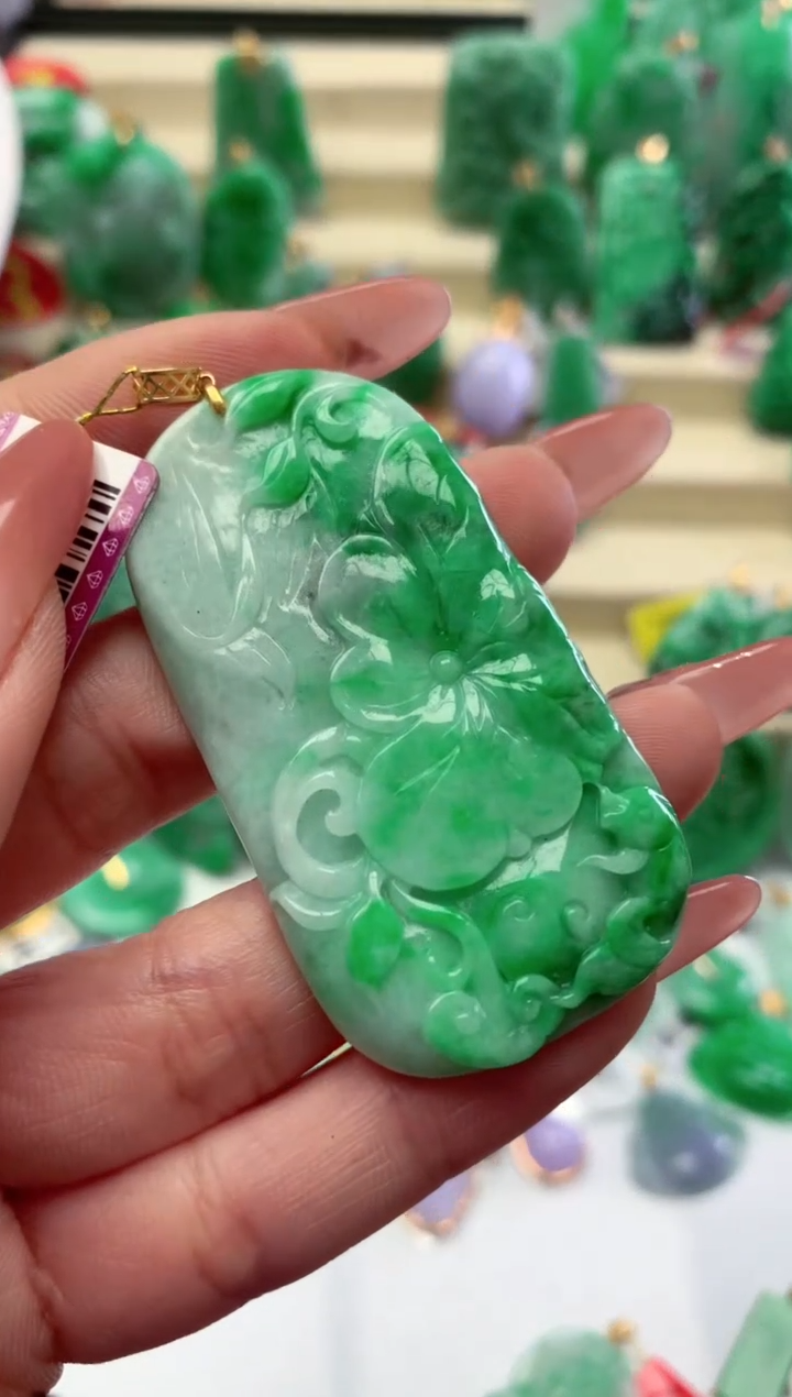 【闪购商品】翡翠颈饰18K金镶嵌挂件