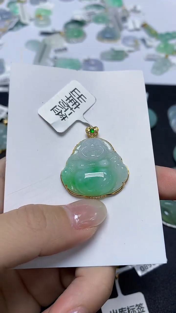 翡翠18K金镶嵌颈饰天然缅甸翡翠A货