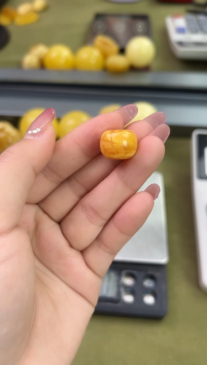 裸石琥珀未镶嵌天然琥珀蜜蜡吊坠