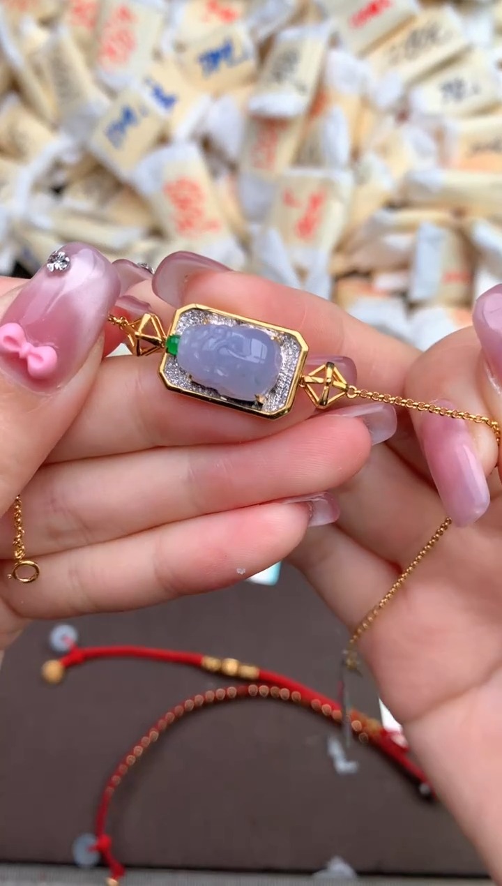 【闪购商品】翡翠手链18K金镶嵌 — 