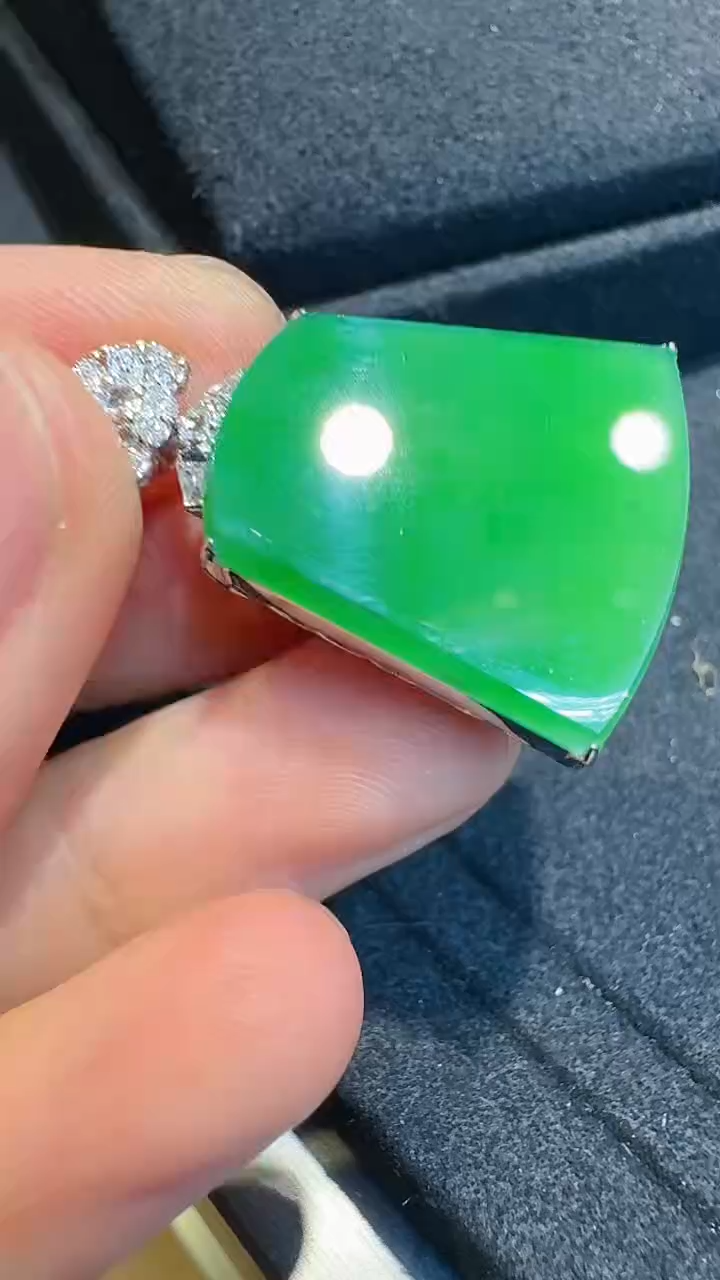 翡翠18K金镶嵌吊坠(不含链)多样性团购发一件