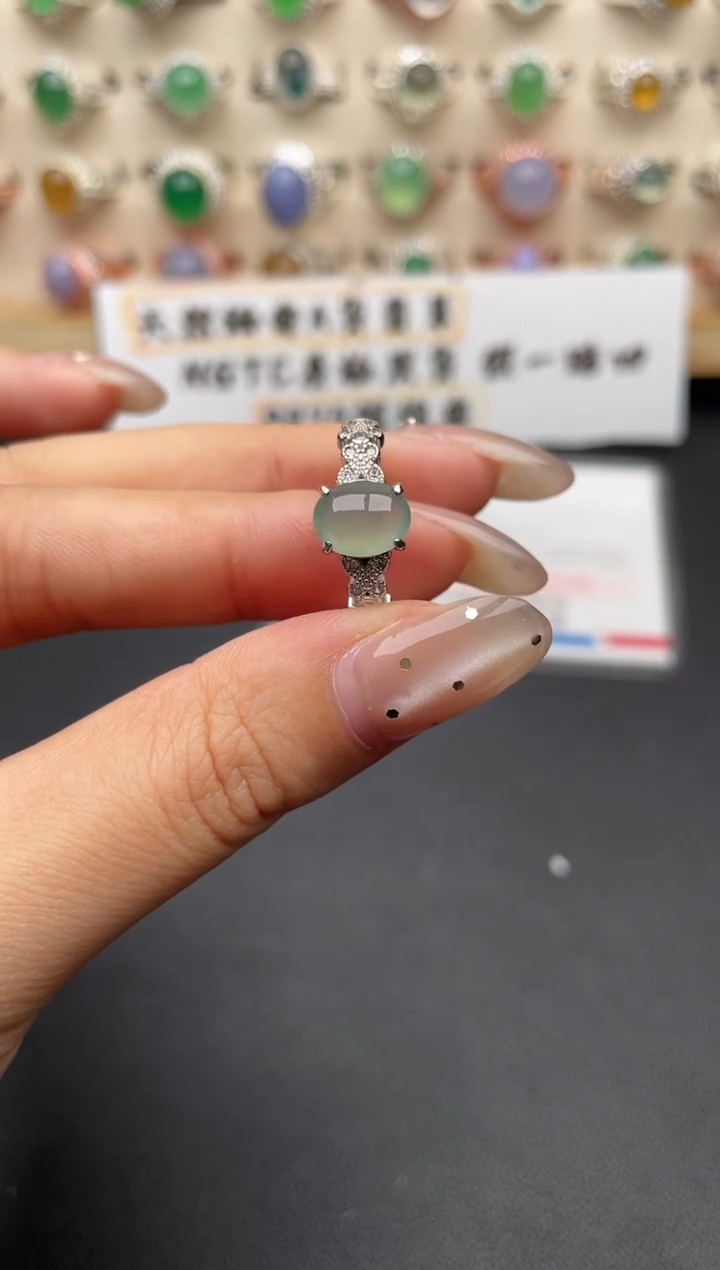 【闪购商品】翡翠银S925镶嵌戒指一物一证一礼盒