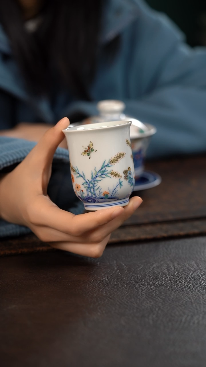 【闪购商品】杯云霞珍藏五彩秋鸣玉兰杯