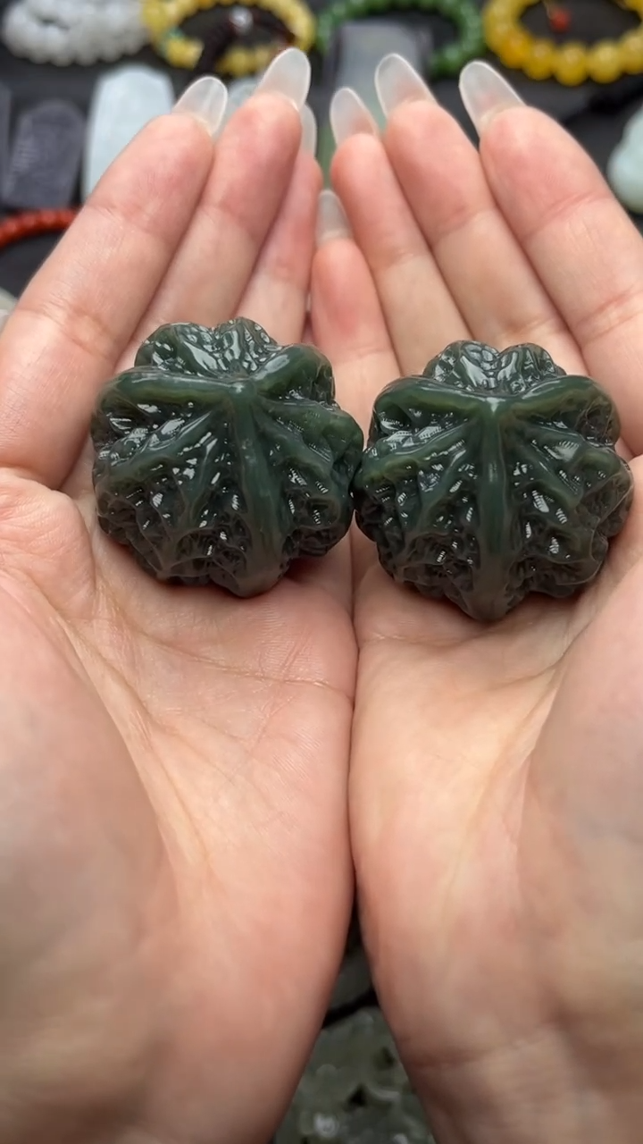 未镶嵌和田玉摆件核桃