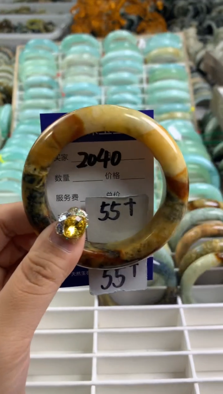 【闪购商品】蛇纹石玉手镯未镶嵌2040