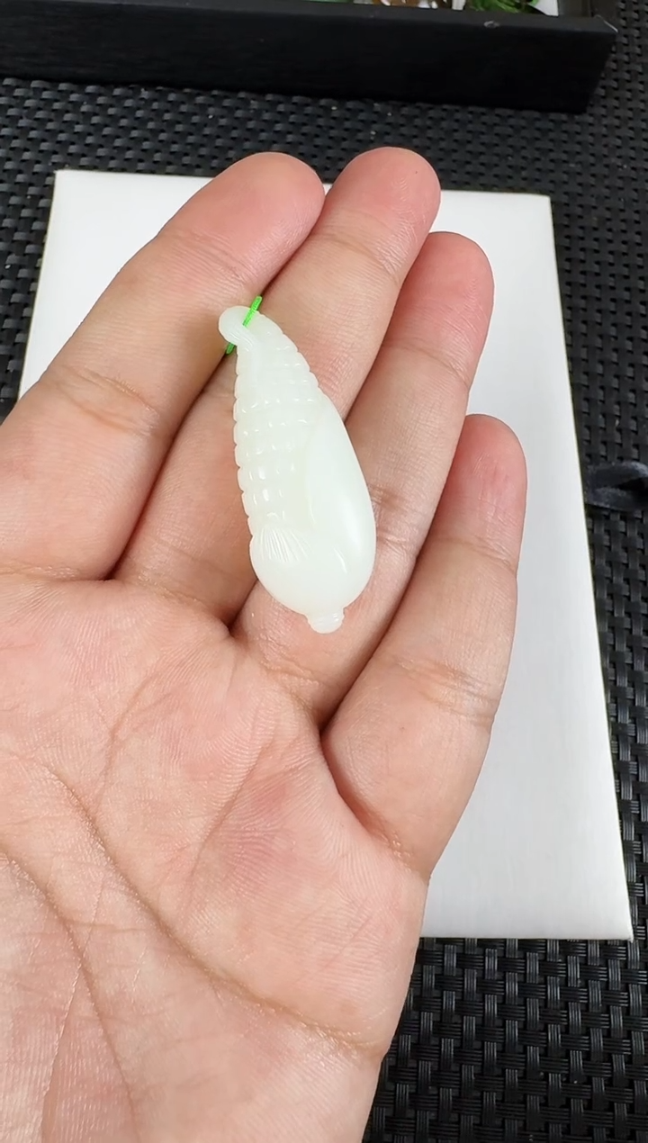 【闪购商品】和田玉吊坠未镶嵌多子多福多米米达料