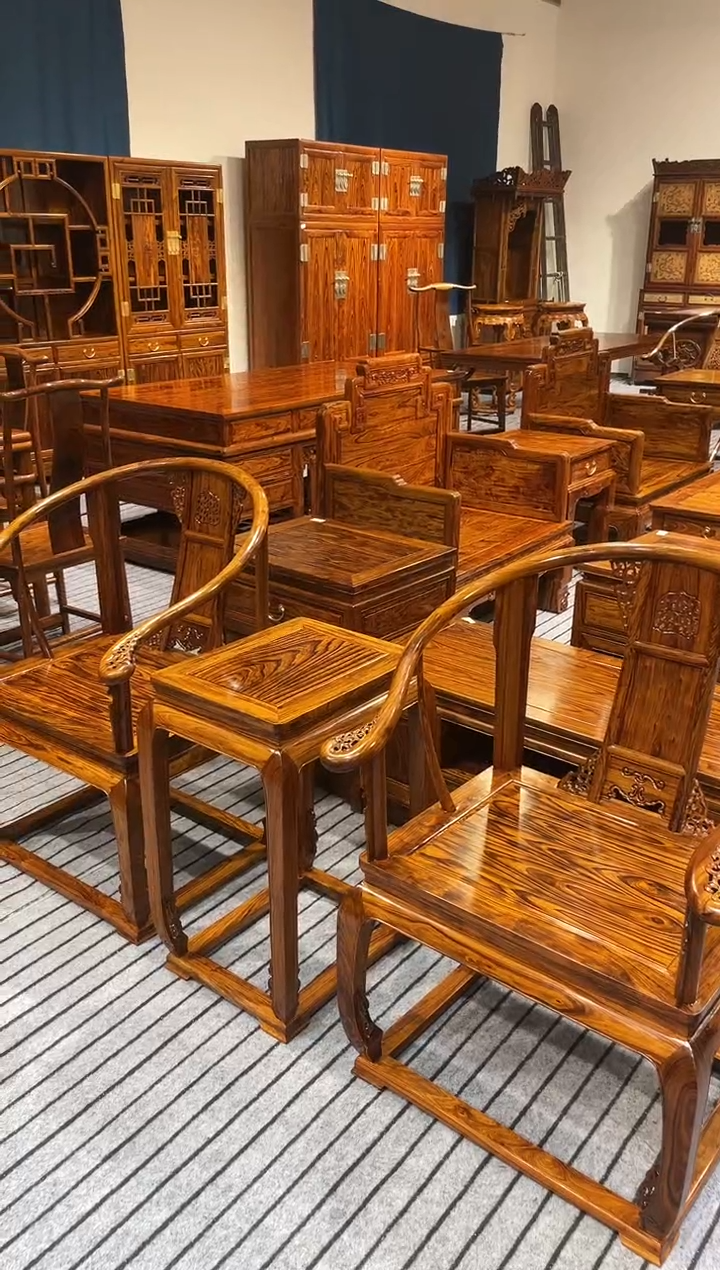 花梨木类勇**敌花梨木皇宫椅家具改价链接