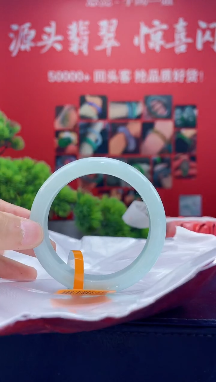 翡翠手镯未镶嵌手镯17