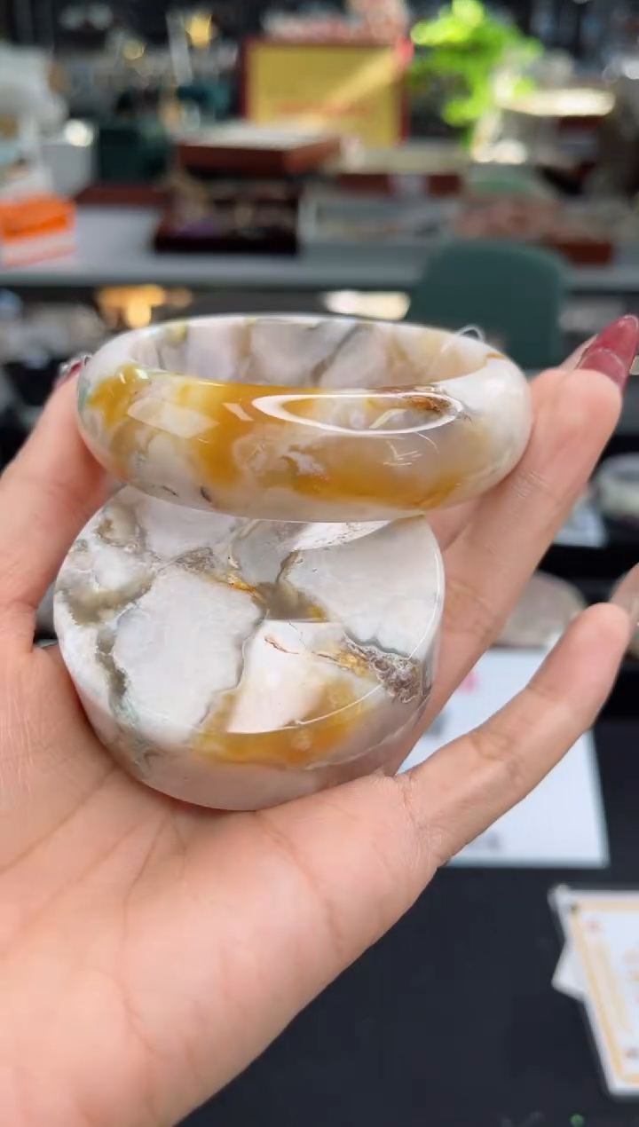 【闪购商品】石英质玉手镯未镶嵌60圈口（赠品镯心）3600272