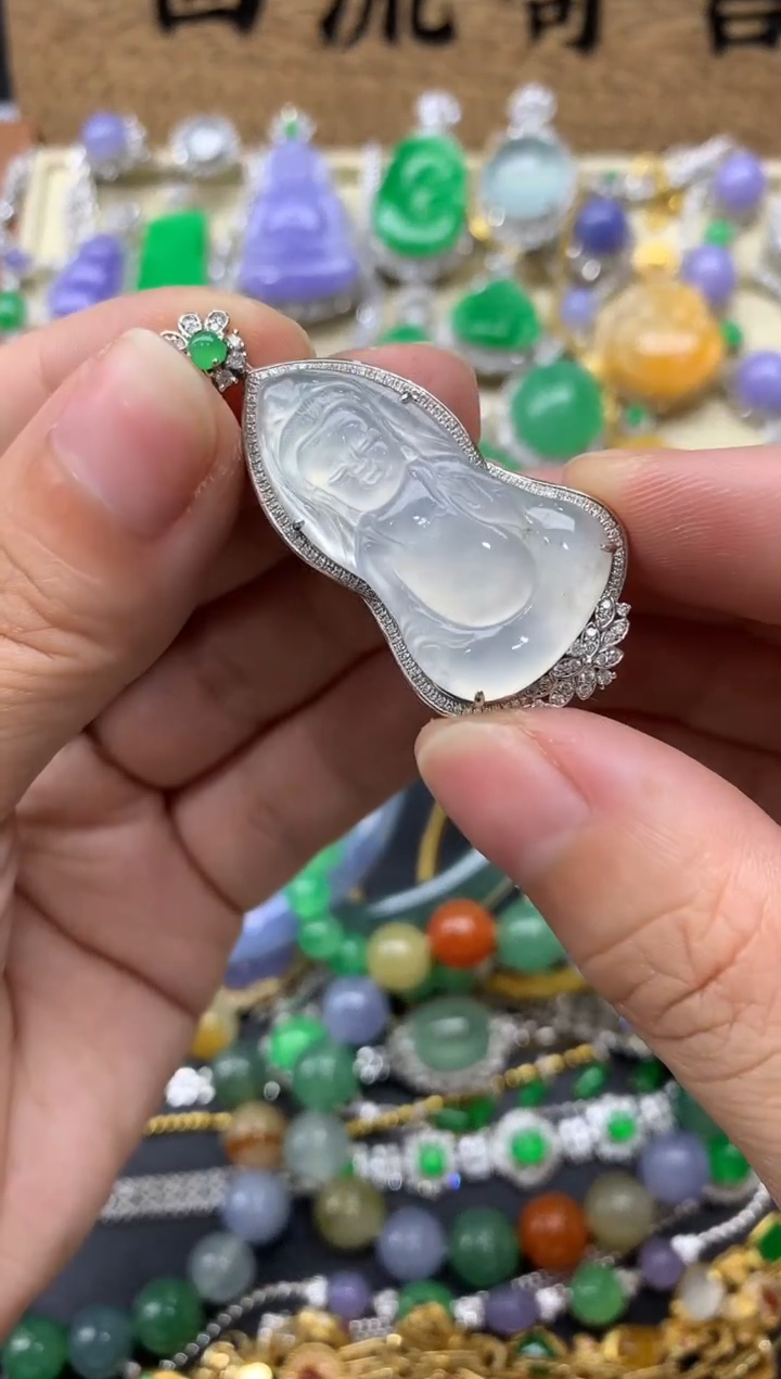 【闪购商品】翡翠颈饰18K金镶嵌235-中国好珍宝