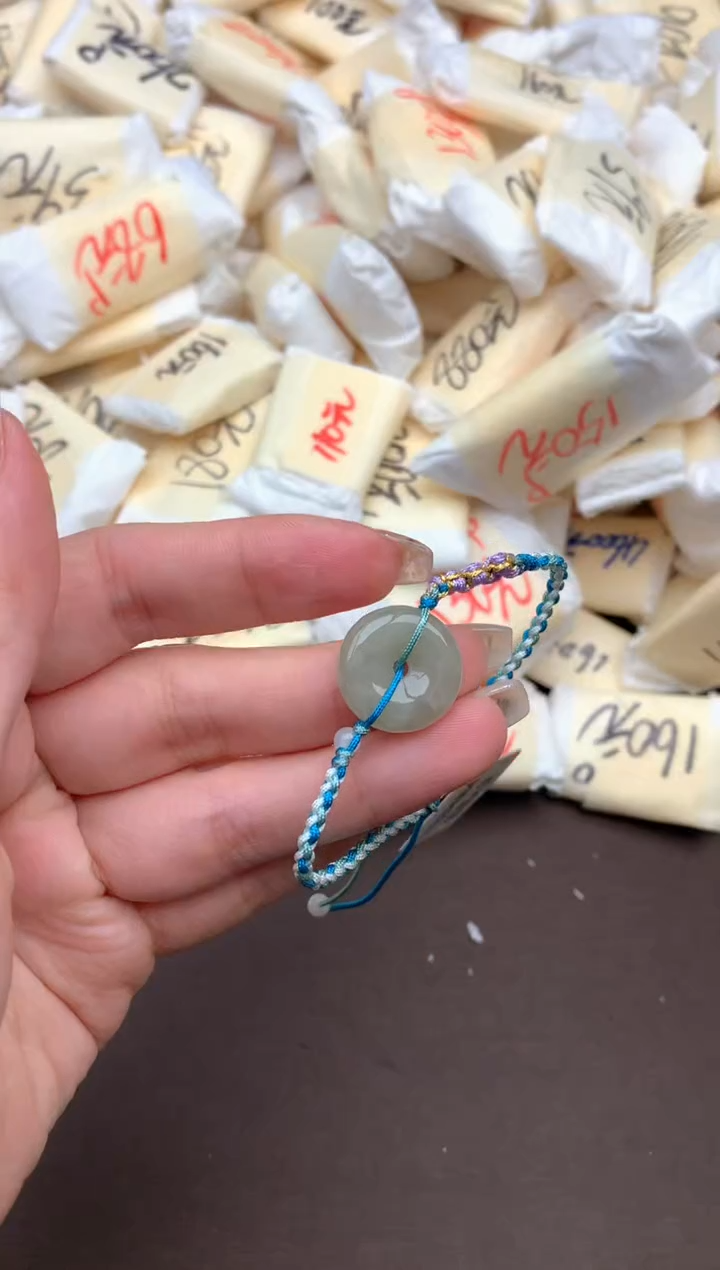 【闪购商品】翡翠挂件未镶嵌一