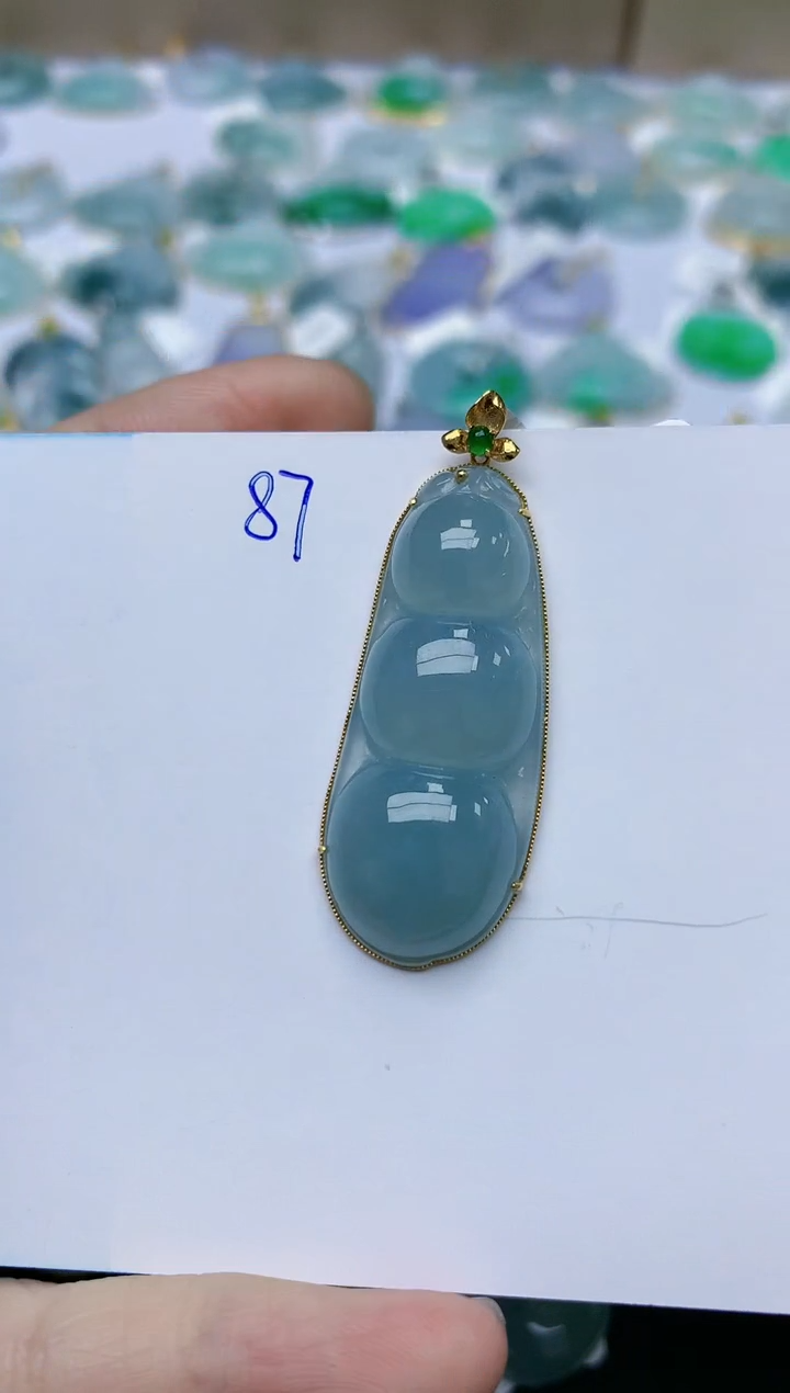 【闪购商品】翡翠颈饰18K金镶嵌天然翡翠A货    